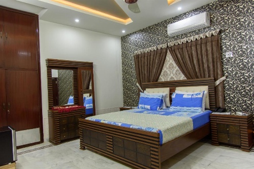 Patel Residency Guest House 2 image 14