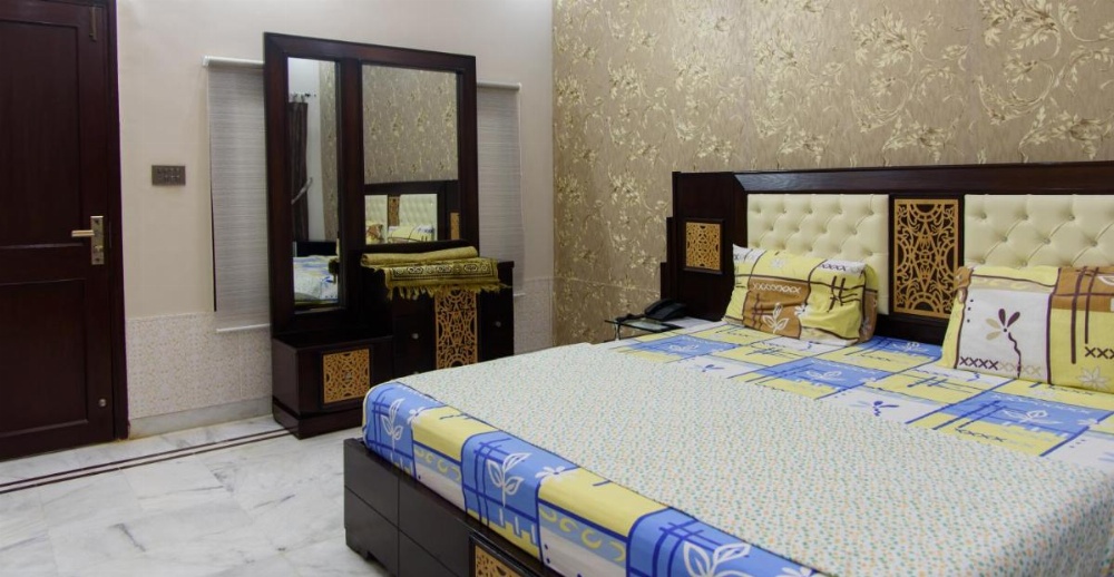 Room image 2