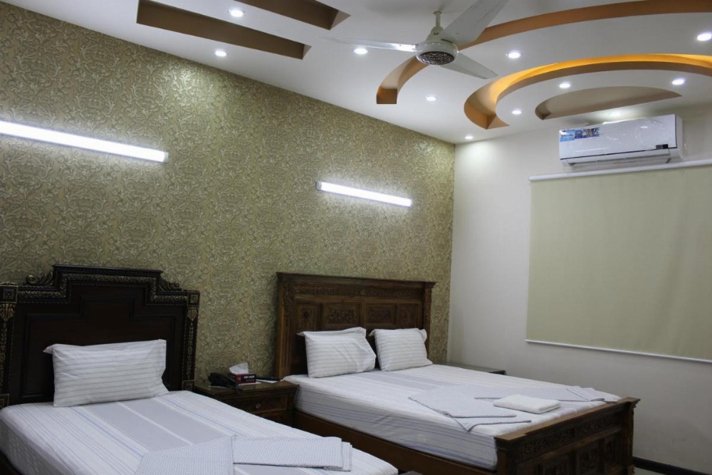Deluxe Family Suite
