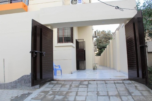 Patel Residency Guest House 2 image 8